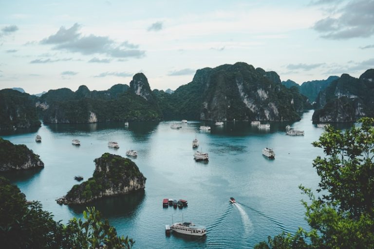 Vietnam Highlights 9 Days – Hanoi to Ho Chi Minh